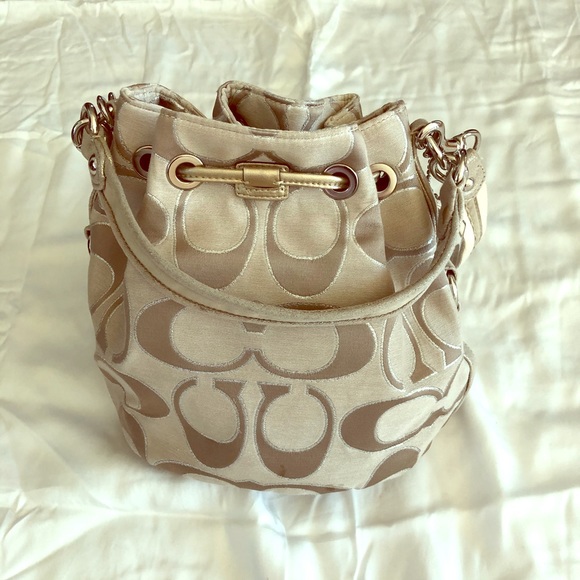 Authentic Coach Poppy Bag - Picture 1 of 6